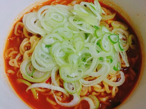 ネギたっぷり激辛 辛ラーメン